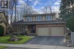 29 MUSKOKA Court  Kitchener, ON N2B 3M2