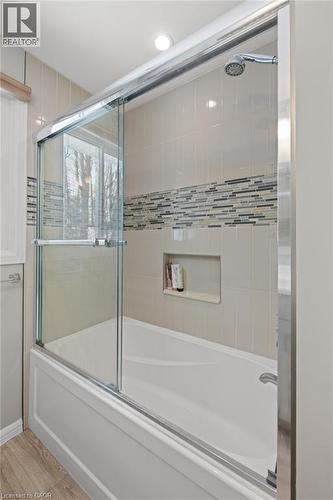 29 Muskoka Court, Kitchener, ON - Indoor Photo Showing Bathroom