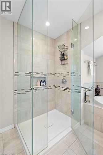 29 Muskoka Court, Kitchener, ON - Indoor Photo Showing Bathroom