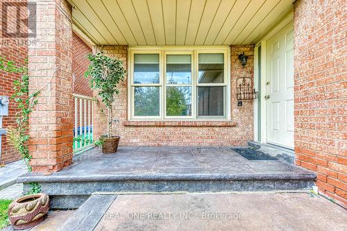 220 Kingsbridge Garden Circle, Mississauga, ON - Outdoor With Exterior