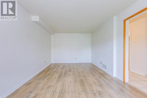 220 Kingsbridge Garden Circle, Mississauga, ON - Indoor Photo Showing Other Room