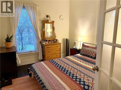 134 Stinson Street, Hamilton, ON - Indoor Photo Showing Bedroom