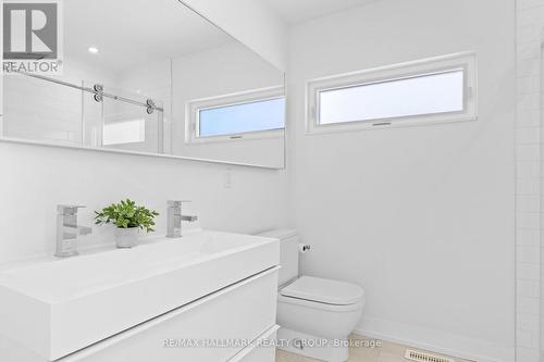 Modern ensuite with double vanity - 330 Winona Avenue, Ottawa, ON - Indoor Photo Showing Bathroom