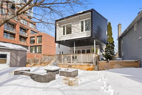 Backyard view and raised deck - 330 Winona Avenue, Ottawa, ON - Outdoor
