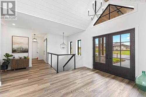 5 Shoreside Way, Augusta, ON - Indoor Photo Showing Other Room