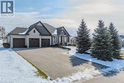 5 MOORE Boulevard  Brantford, ON N3T 0E2
