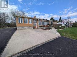 11 MALLORY BEACH ROAD  South Bruce Peninsula, ON N0H 2T0