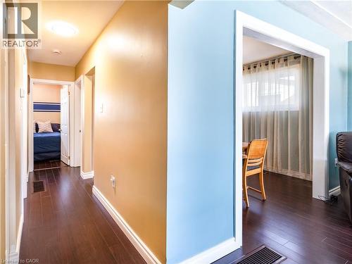 102 Greeningdon Drive, Hamilton, ON - Indoor Photo Showing Other Room