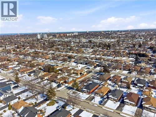 Spectacular location within minutes from parks, school & rec center - 102 Greeningdon Drive, Hamilton, ON - Outdoor With View