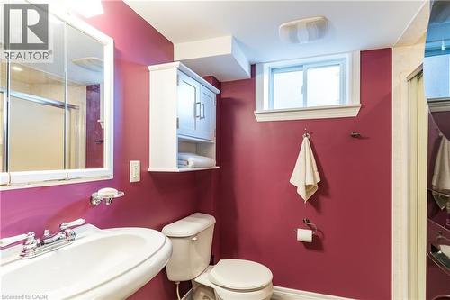 102 Greeningdon Drive, Hamilton, ON - Indoor Photo Showing Bathroom