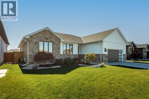 3591 MIA LANE  Plympton-Wyoming, ON N0N 1E0