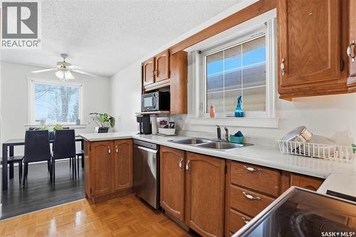 542 Kellough Road, Saskatoon, SK - Indoor Photo Showing Kitchen With Double Sink