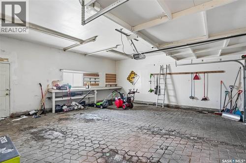 542 Kellough Road, Saskatoon, SK - Indoor Photo Showing Garage