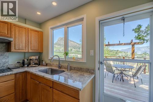 4910 Gartrell Road, Summerland, BC - Indoor Photo Showing Kitchen