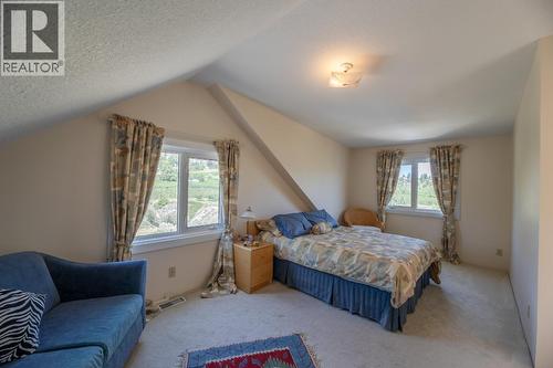 4910 Gartrell Road, Summerland, BC - Indoor Photo Showing Bedroom
