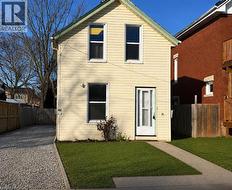 35 PARK Avenue Brantford, ON N3S 5H2