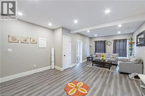 208 Mary Street, Hamilton, ON 