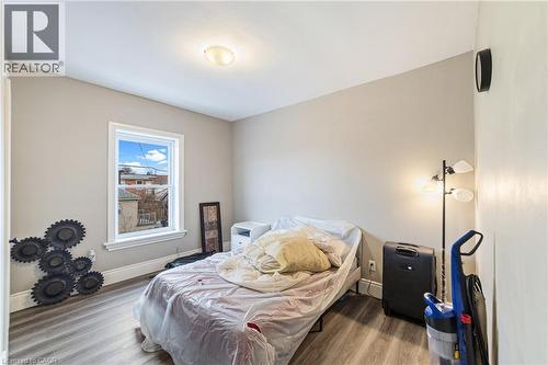 208 Mary Street, Hamilton, ON 