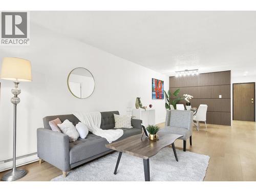 207 37 AGNES STREET  New Westminster, BC V3L 5G9