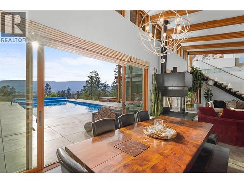 3194 Dunster Road, Kelowna, BC - Indoor