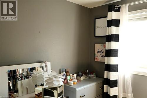 9 Duncairn Court, Hamilton, ON - Indoor