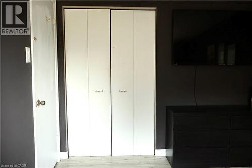 9 Duncairn Court, Hamilton, ON - Indoor