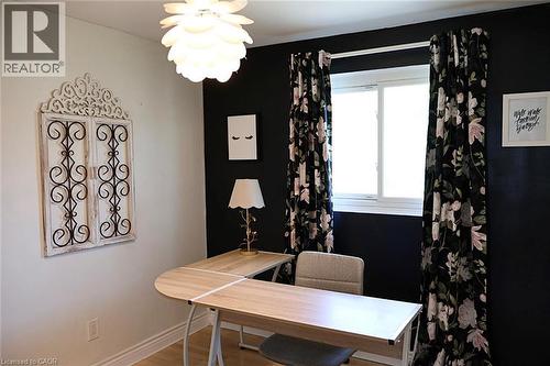 9 Duncairn Court, Hamilton, ON - Indoor Photo Showing Other Room