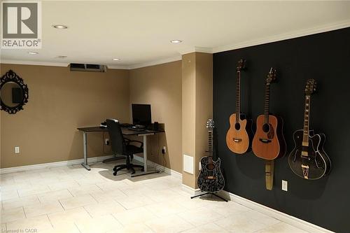 9 Duncairn Court, Hamilton, ON - Indoor