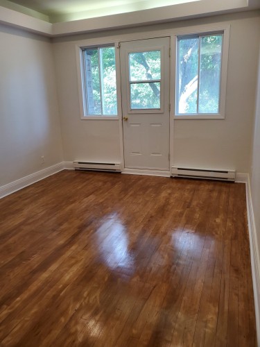 Salon - 6558 Av. De Chester, Montréal (Côte-Des-Neiges/Notre-Dame-De-Grâce), QC - Indoor Photo Showing Other Room