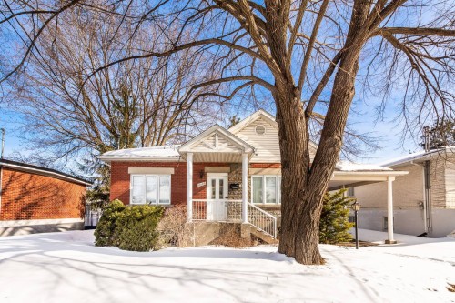 11027 Av. Racette  Montréal (Montréal-Nord), QC H3N 2Z3