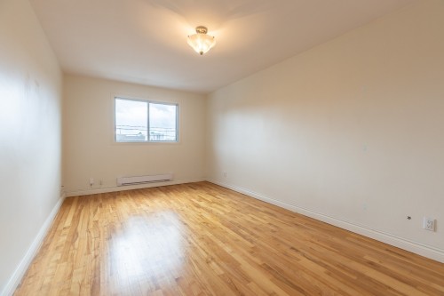 Master Bedroom - 5202 Rue La Durantaye, Montréal (Saint-Léonard), QC - Indoor Photo Showing Other Room