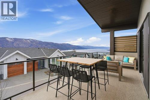 3309 Aspen Lane, Kelowna, BC - Outdoor With Exterior
