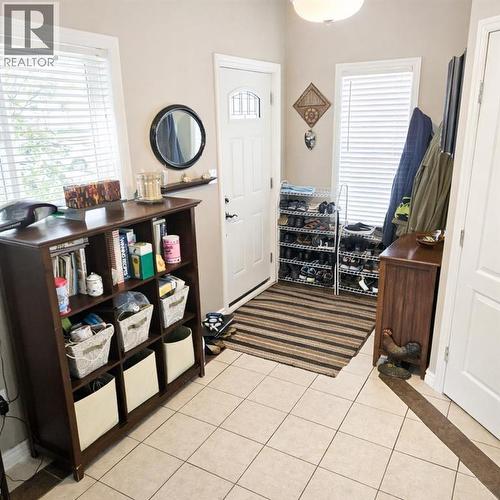 Entrance - 613 53 Street, Edson, AB 