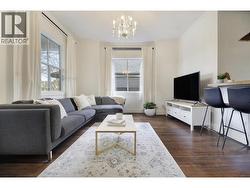 1923 E 1ST AVENUE  Vancouver, BC V5N 1B3