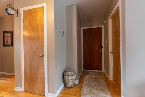 Mud Room - 8100 Rue Malouin, Montréal (Saint-Léonard), QC - Indoor Photo Showing Other Room