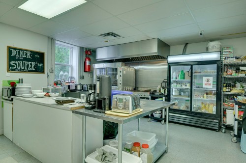 Cuisine - 531 Rue Labelle, Saint-Jérôme, QC - Indoor