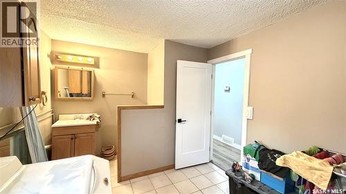 56 Tufts Crescent, Outlook, SK - Indoor