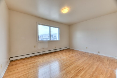 Chambre à coucher - 302-3355 Rue Ivan-Franko, Montréal (Lachine), QC - Indoor Photo Showing Other Room