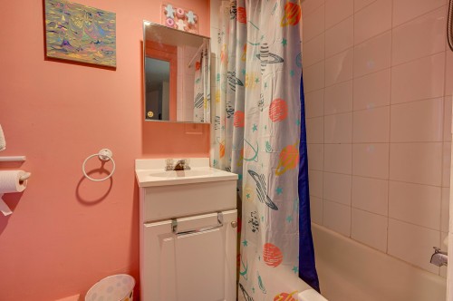 Logement - 539  - 541 Rue Labelle, Saint-Jérôme, QC - Indoor Photo Showing Bathroom