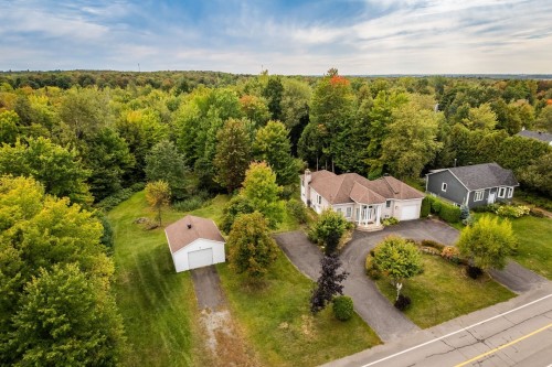 943 Rue de la Roche  Granby, QC J2J 2H9