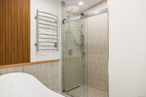 1941 Appleton Pl, Saanich, BC 