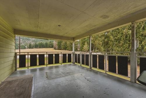 1121 Mountain View Road, Armstrong, BC - Outdoor With Exterior