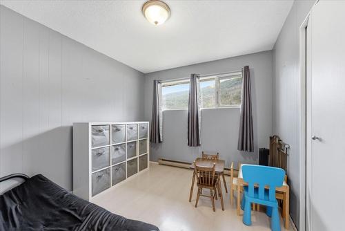 1121 Mountain View Road, Armstrong, BC - Indoor