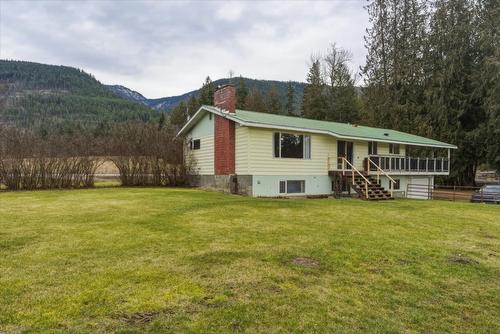 1121 Mountain View Road, Armstrong, BC - Outdoor