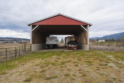 1121 Mountain View Road, Armstrong, BC - Outdoor
