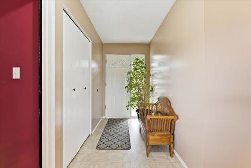 1121 Mountain View Road, Armstrong, BC - Indoor Photo Showing Other Room