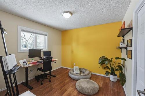 46 Dells Cr, Winnipeg, MB 