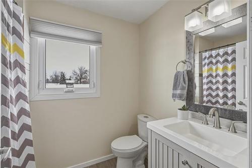 46 Dells Cr, Winnipeg, MB 