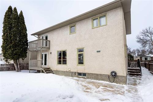 46 Dells Cr, Winnipeg, MB 