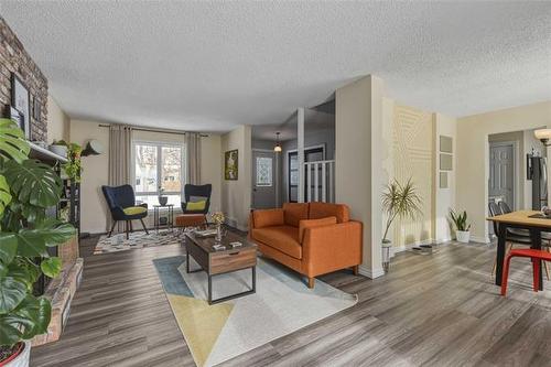 46 Dells Cr, Winnipeg, MB 